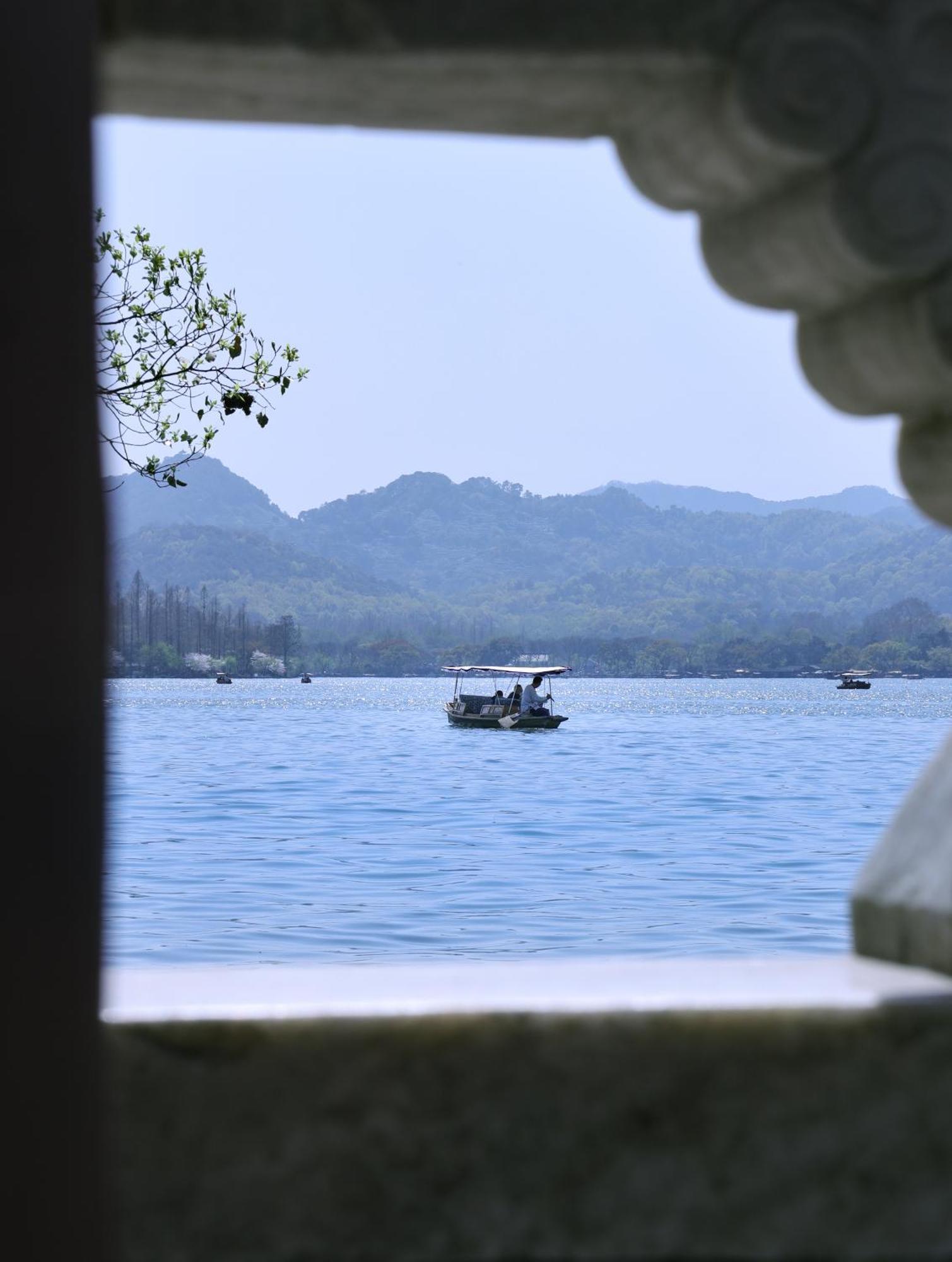 Crowne Plaza Hangzhou Qiantang - The Subway Can Reach The West Lake Scenic Area As Well As The Airport And High-Speed Rail Station, Adjacent To Jinsha Lake And Longfor Paradise Walk Екстериор снимка