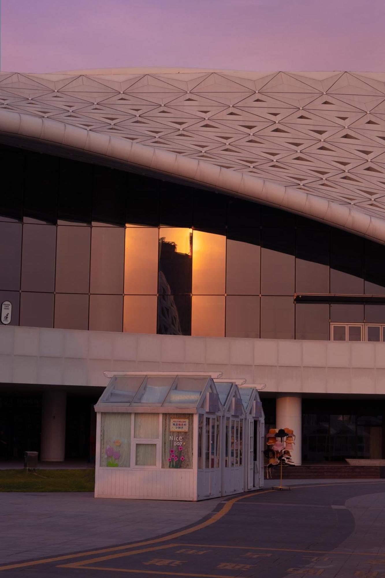 Crowne Plaza Hangzhou Qiantang - The Subway Can Reach The West Lake Scenic Area As Well As The Airport And High-Speed Rail Station, Adjacent To Jinsha Lake And Longfor Paradise Walk Екстериор снимка